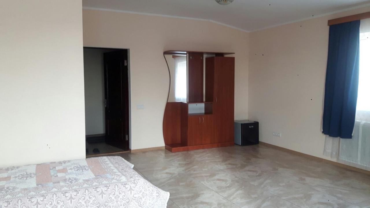Апартаменты Анна Chernihiv Exterior photo